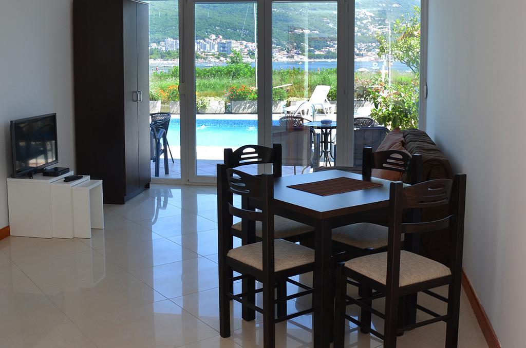 Apartments Riverside Herceg Novi Chambre photo
