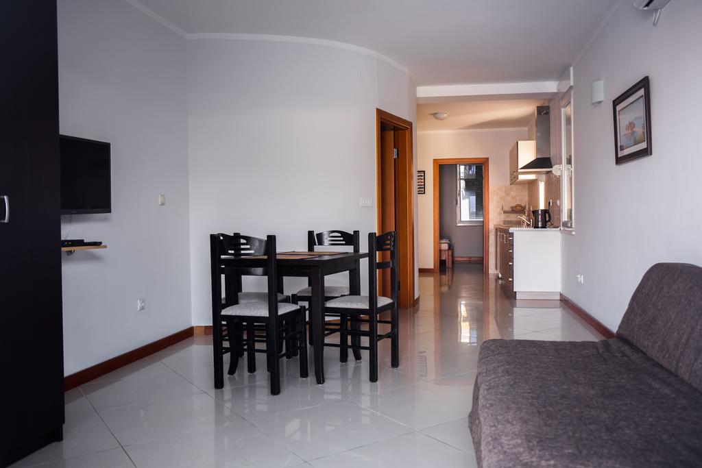 Apartments Riverside Herceg Novi Extérieur photo
