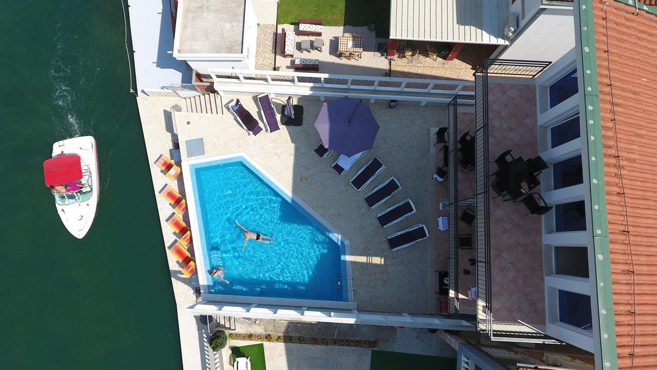 Apartments Riverside Herceg Novi Extérieur photo